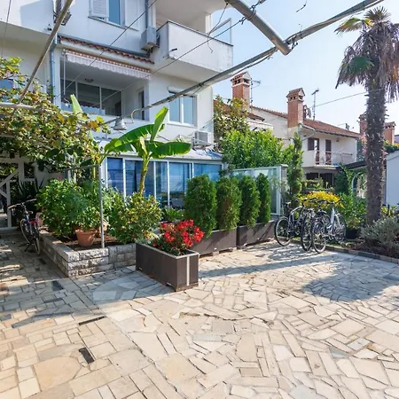 Apartment With Wifi - 2243