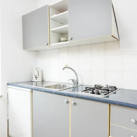 With Wifi - 2243 アパート ロヴィニ